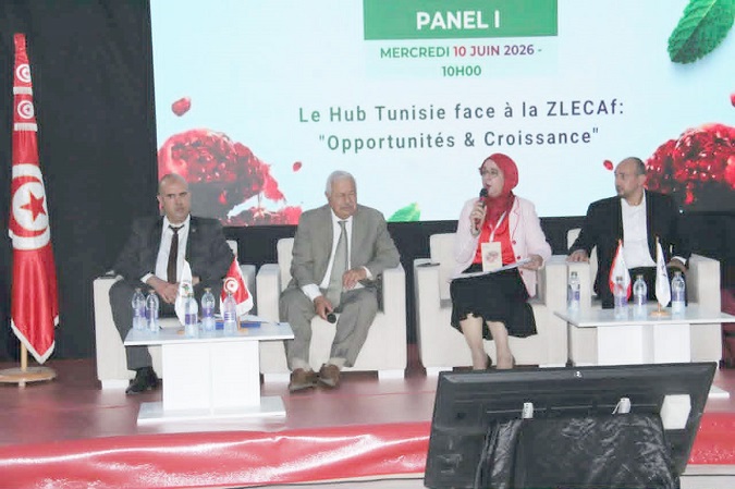    منتدى المنطقة الحرة القارية الإفريقية «زليكاف» في دورته الأولى..   تونس تنجح في أكثر من 500 عملية تصديرية ومساعٍ لتطوير سلاسل القيمة الإفريقية